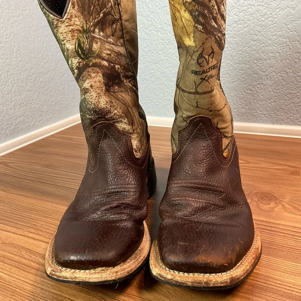 Old West stylish cowboy